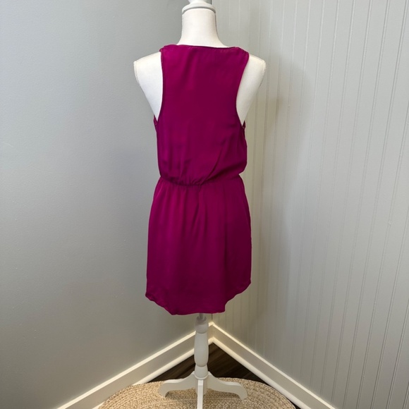 Rory Beca V-neck 100% Silk fushcia dress size Medium - Picture 3 of 9